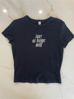 Black Graphic Cropped Tee "Stay at home milf"